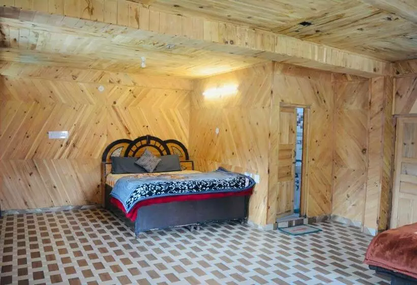 Pahadi Bliss Hostel ,tosh
