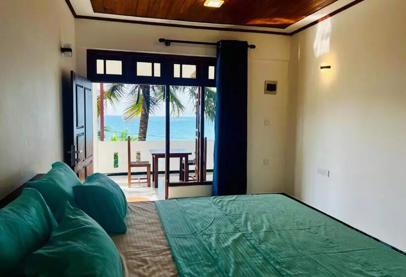 پانسیون Blue Surf View Tangalle