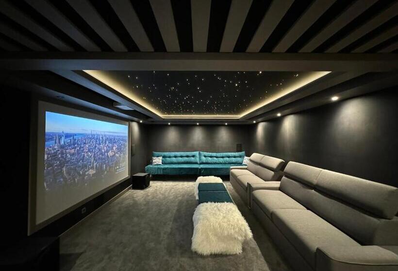 بنسيون Chalet Evidence