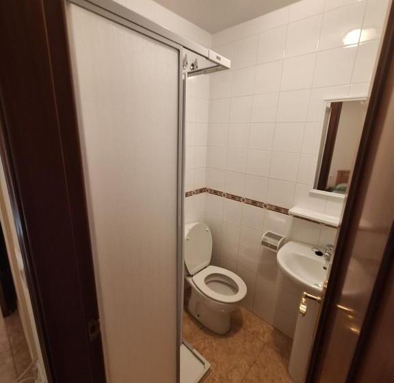 Пансион Hostal Rotonda