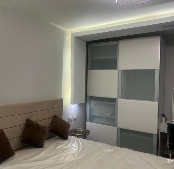 پانسیون Nice Studio On The Roof