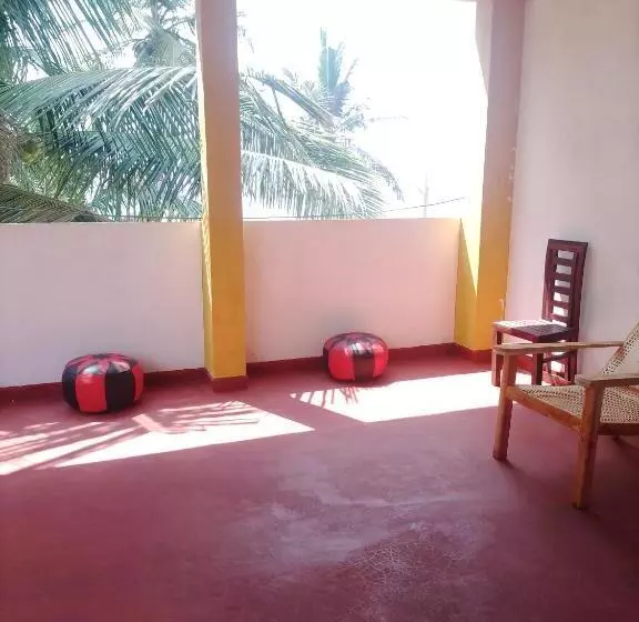 ペンション Our Little Secret