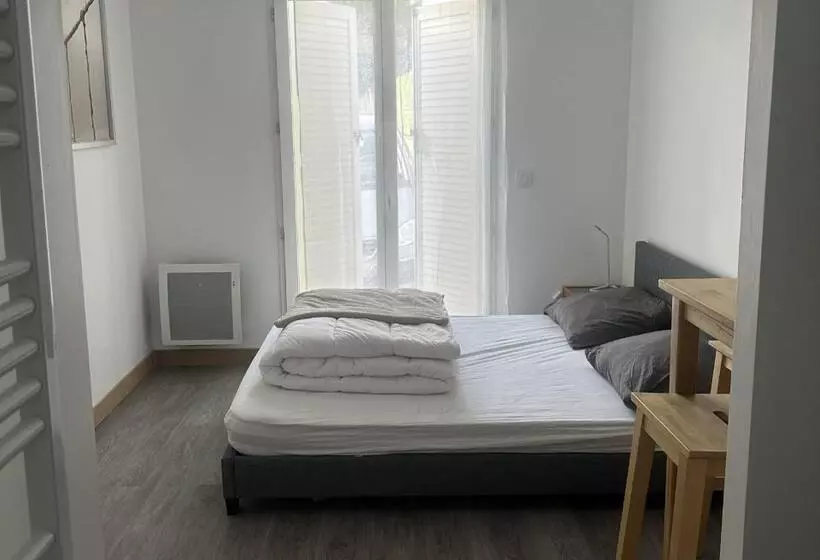 Majatalo Room In Guest Room   Home   Chambre Independante A 10min Rer C Et De Dourdan