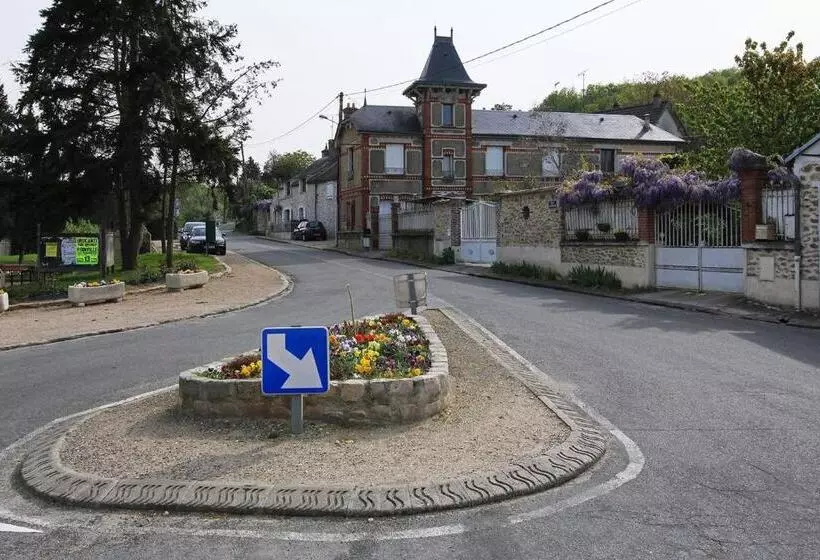 Majatalo Room In Guest Room   Home   Chambre Independante A 10min Rer C Et De Dourdan