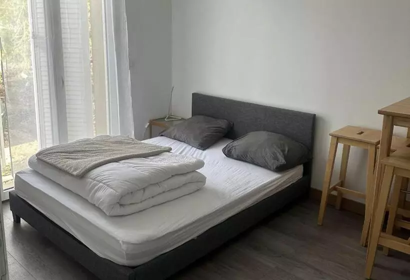 Majatalo Room In Guest Room   Home   Chambre Independante A 10min Rer C Et De Dourdan