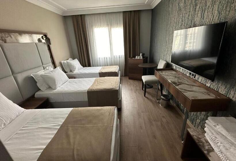 The Yalı Konak Hotel İzmir