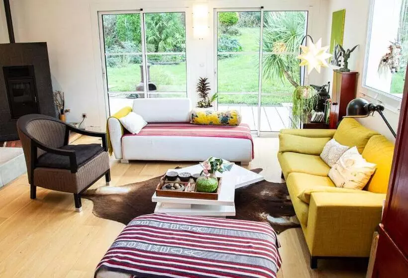 Aamiaismajoitus (B&B) Le Nid Du Massereau