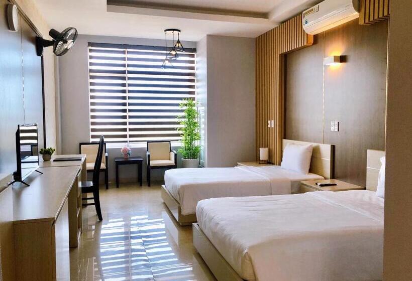 هتل Khách Sạn 20 10