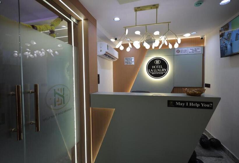 Отель La Luxury