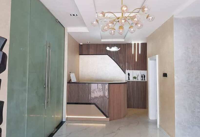 هتل Portland Suites