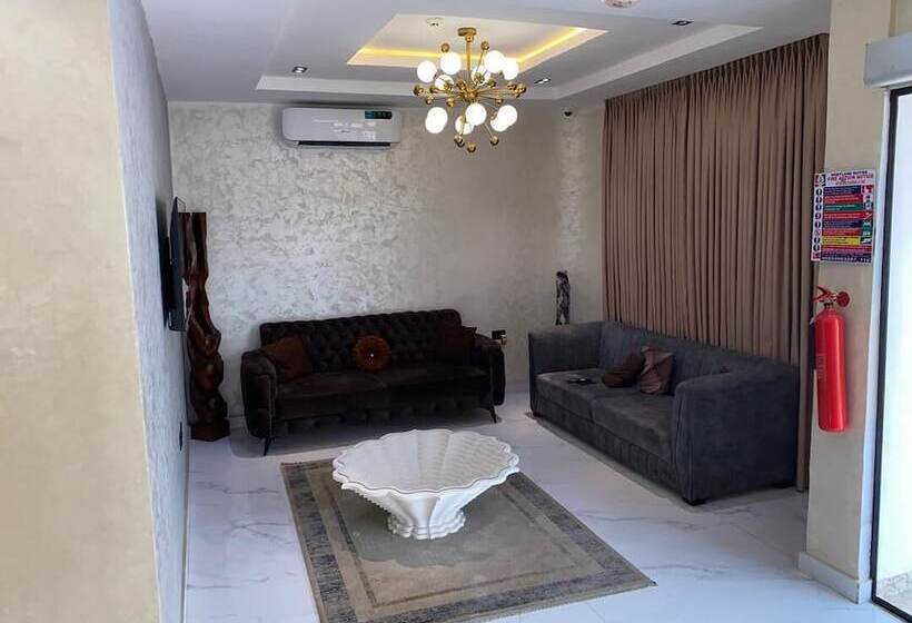 هتل Portland Suites