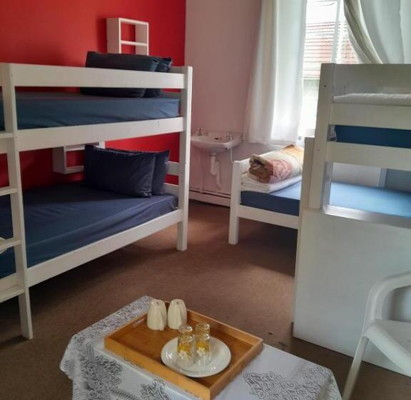 旅馆 Underberg Inn