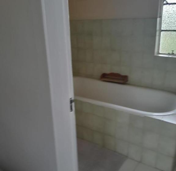 旅馆 Underberg Inn