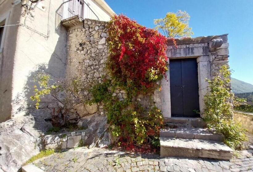 ベッドアンドブレックファースト Affittacamere Ellera Verde