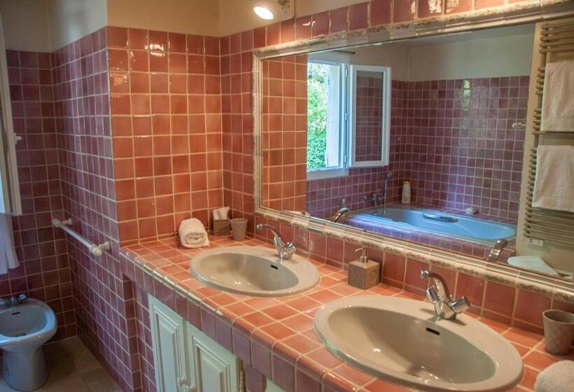 تختخواب و صبحانه Le Bois Des Combes La Bignone