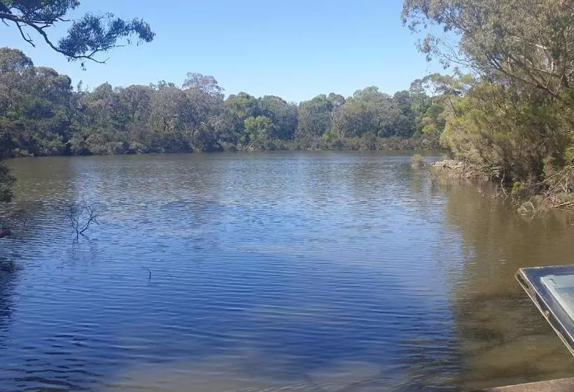 Blackburn Lake Bed And Breakfast