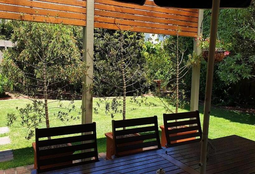 Blackburn Lake Bed And Breakfast