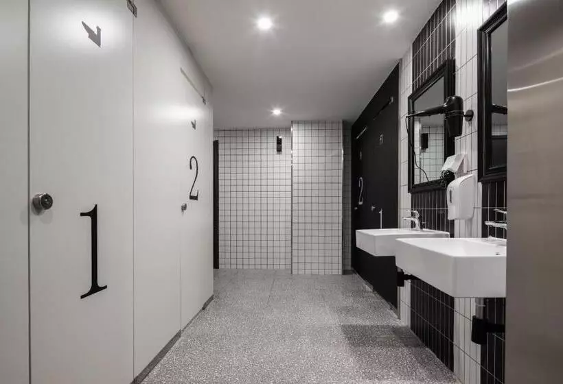 Changsha Desti Youth Park Hostel Wuyi Square 24h Reception&cafe& Bar& Luggage Storage& Large Public