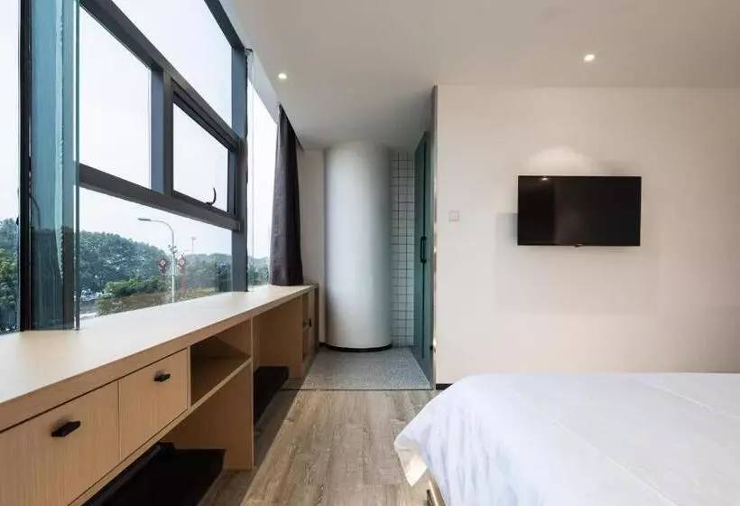 Changsha Desti Youth Park Hostel Wuyi Square 24h Reception&cafe& Bar& Luggage Storage& Large Public