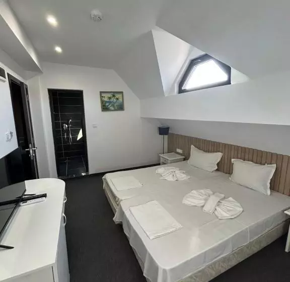 Hotelli Adeti Residence
