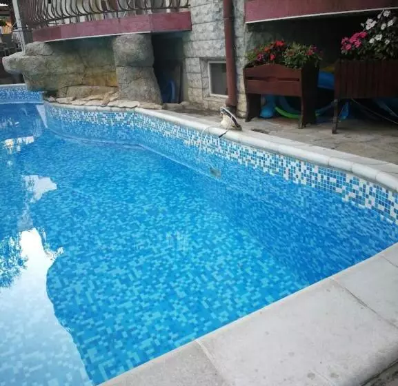 Hotelli Adeti Residence
