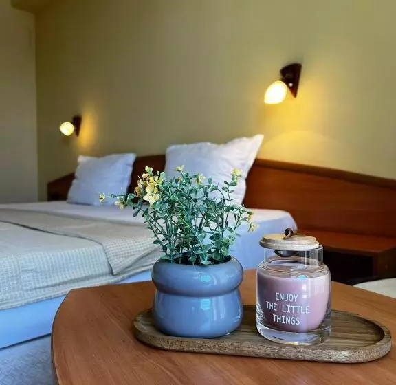 Hotelli Adeti Residence
