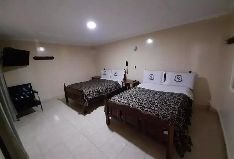 هتل Nuevo Siboney