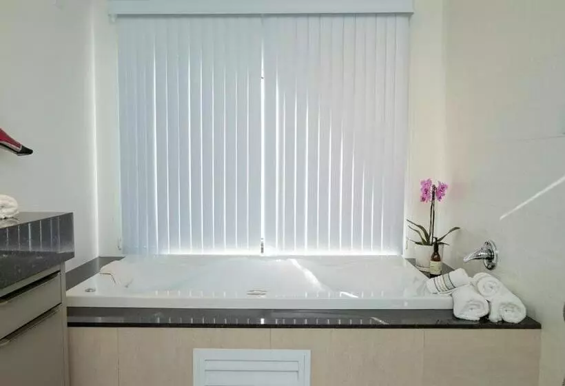 ペンション Hospedagem Tri Best