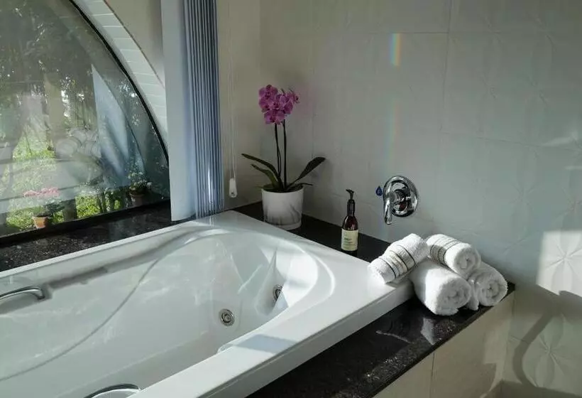 ペンション Hospedagem Tri Best