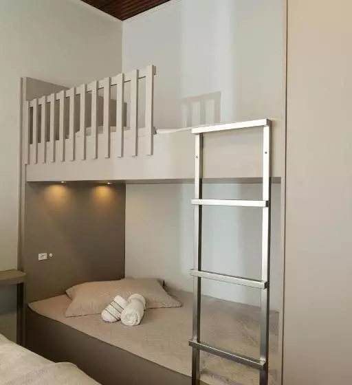 ペンション Hospedagem Tri Best