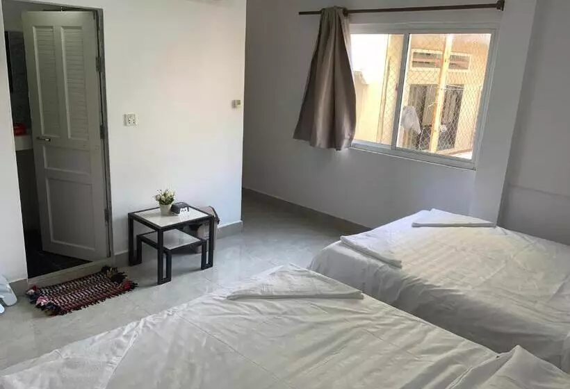 ペンション Julieka’s Guesthouse