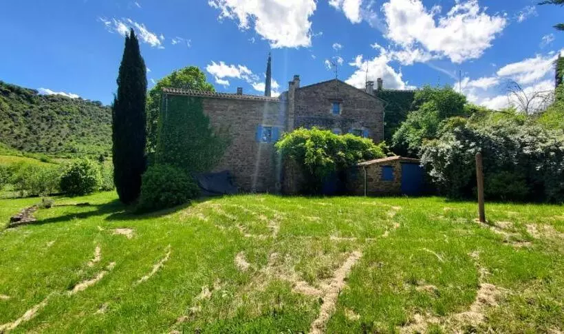 ペンション Les Boissèdes, Maison De Caractère Au Cœur Des Vans