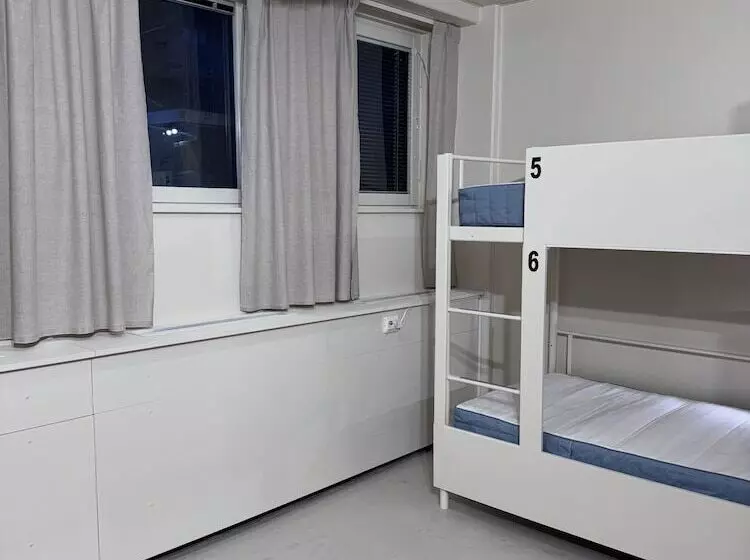 Retkeilymaja Nomad Gardet