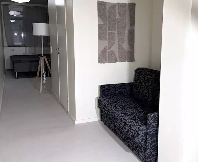 Retkeilymaja Nomad Gardet