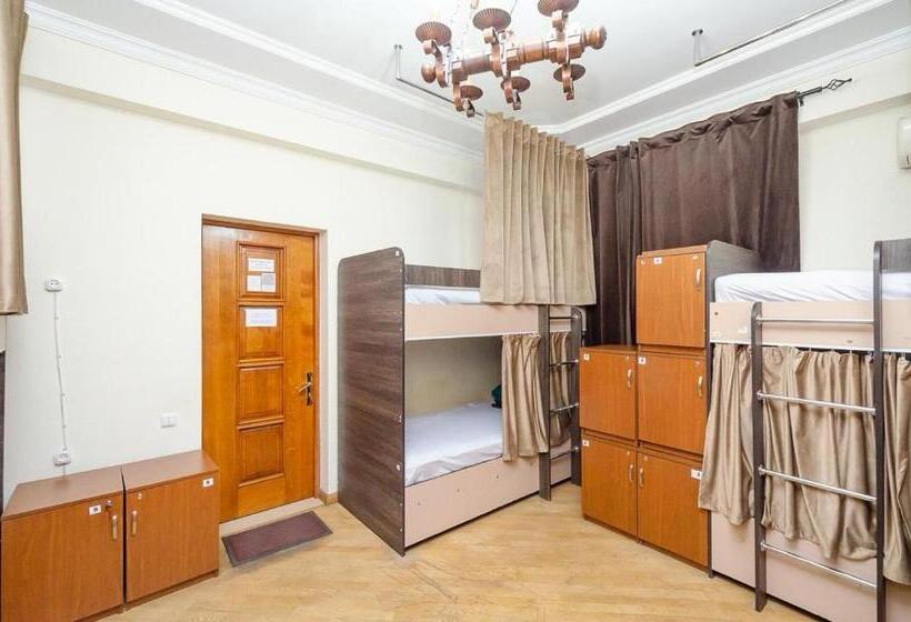 Areva Hostel & Apartment