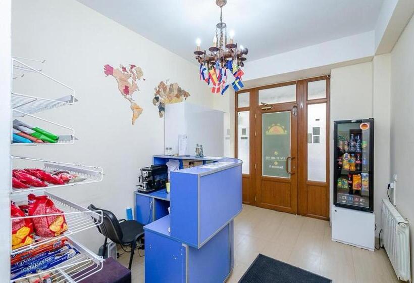 Areva Hostel & Apartment