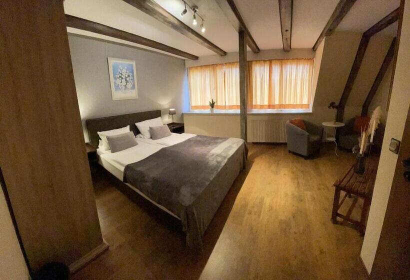 Отель Restaurant Iris