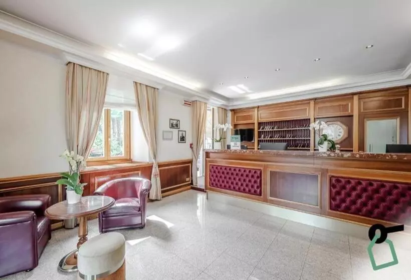 ホテル Hotiday Room Collection   Stresa