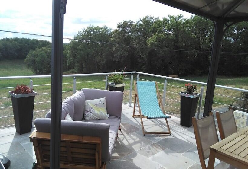 ベッドアンドブレックファースト Bergerie De Lagarrigue