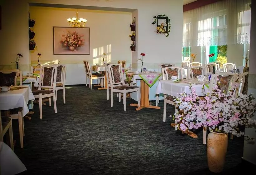 Garni Eden Hotels