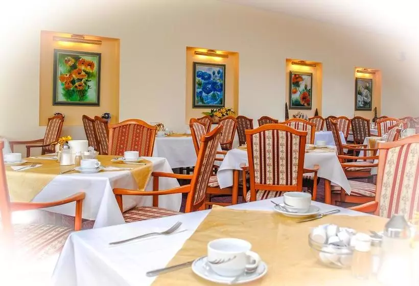 Garni Eden Hotels