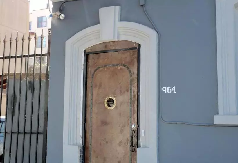 Hotel 964