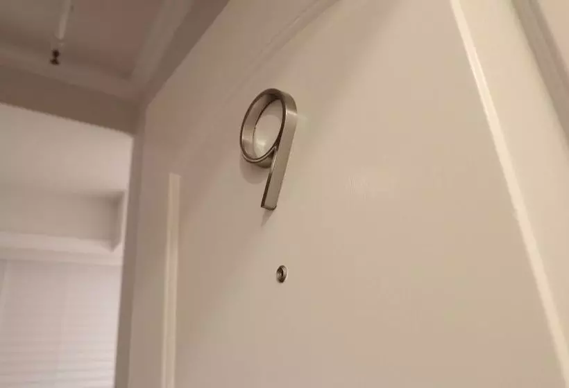 Hotel 964