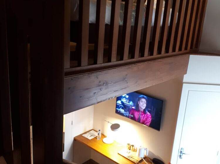 ホテル Auberge Bressane De Buellas