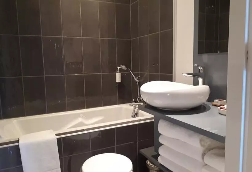 Hotelli Auberge Bressane De Buellas