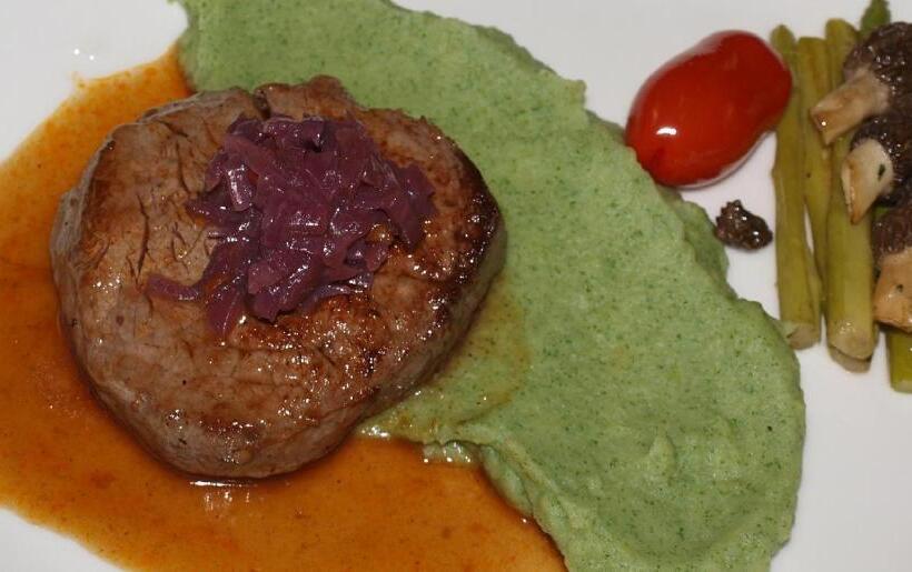 בית מלון כפרי Restaurant Peterle