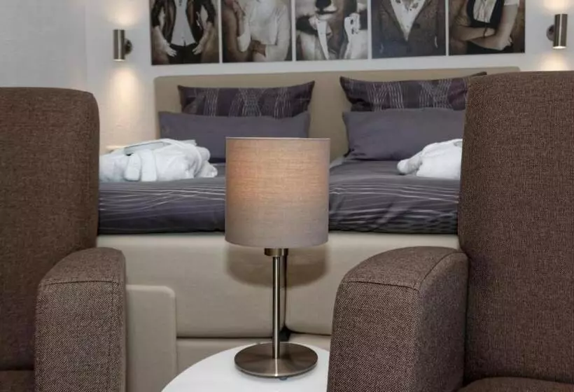 Hotelli Suit  & Frühstück Zum Latschen   Adults Only