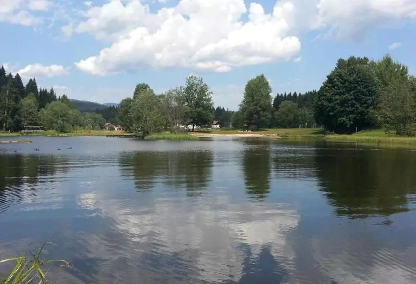 Hotelli Suit  & Frühstück Zum Latschen   Adults Only