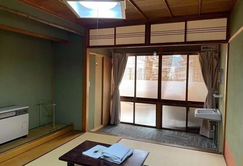 Zen Hostel
