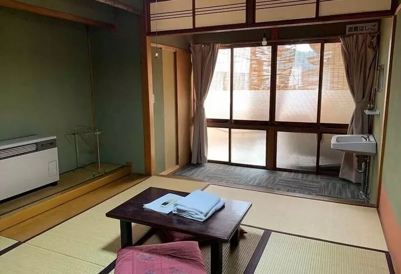 Zen Hostel